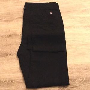 Men’s black slim fit dress pant